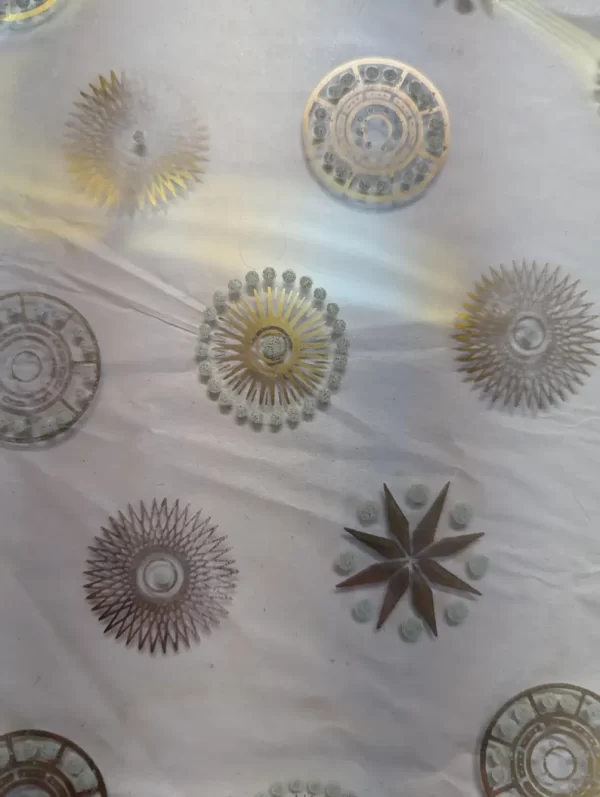 Dorothy Thorpe Glama Glass Round Tray - Image 5