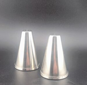 SALT & PEPPER SHAKERS STAINLESS STEEL