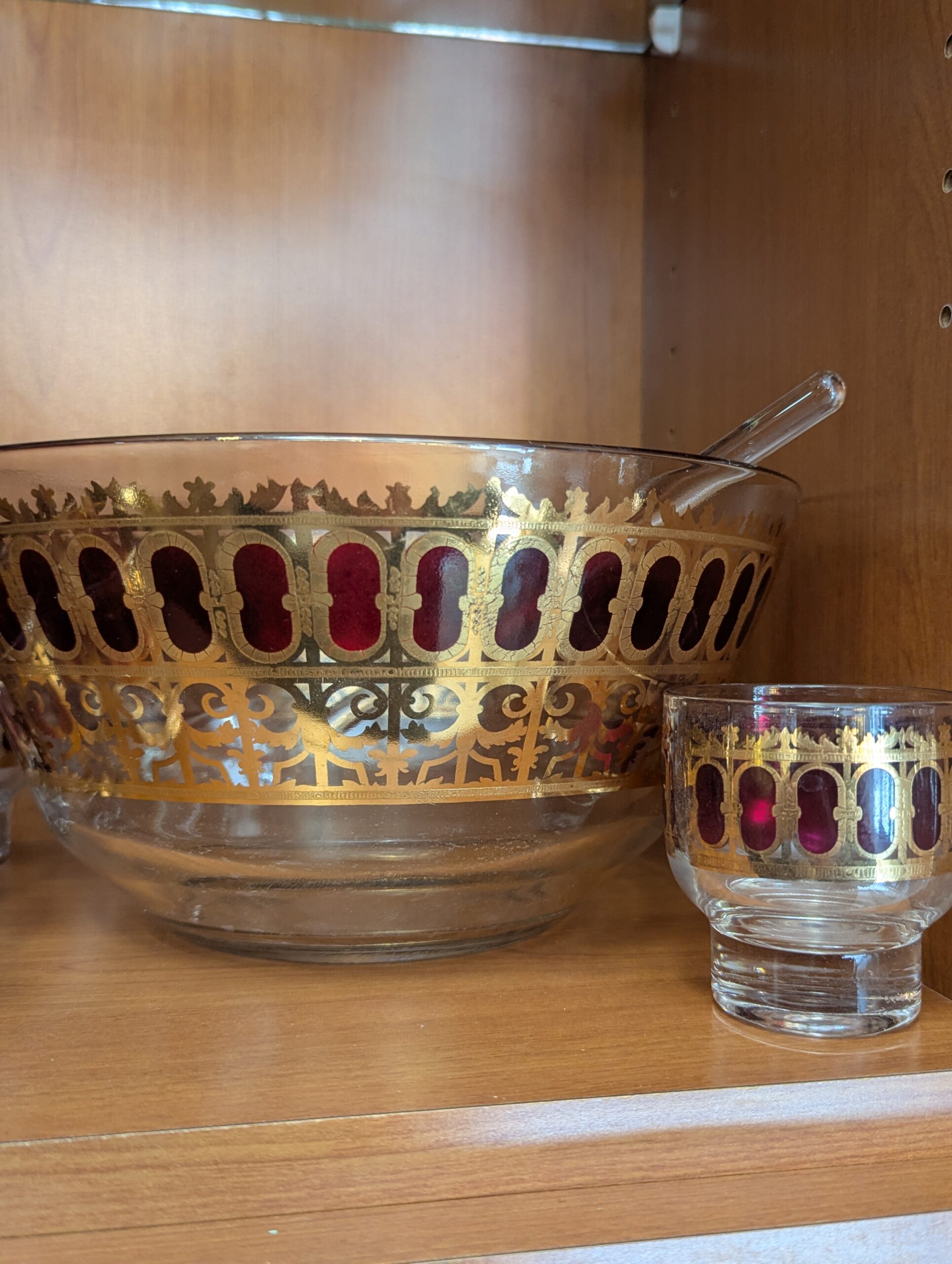 Cranberry and Gold Punch Bowl set With 8 Glasses
